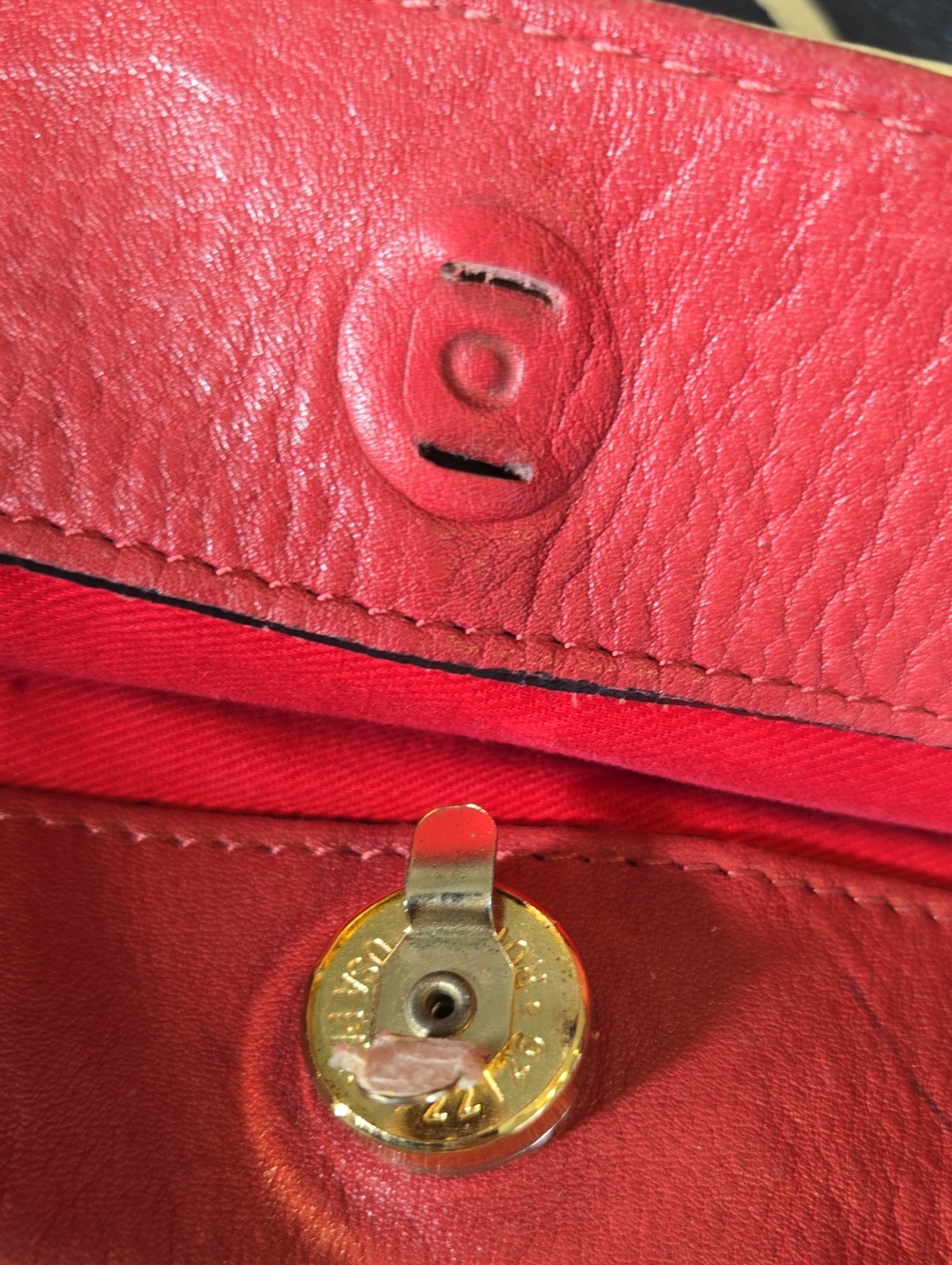 Huge Dooney & Bourke - Picture 15 of 16